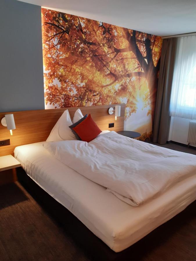 Hotel Urs Und Viktor Bettlach Ngoại thất bức ảnh