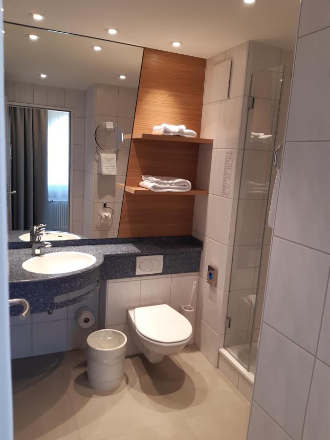 Hotel Urs Und Viktor Bettlach Ngoại thất bức ảnh