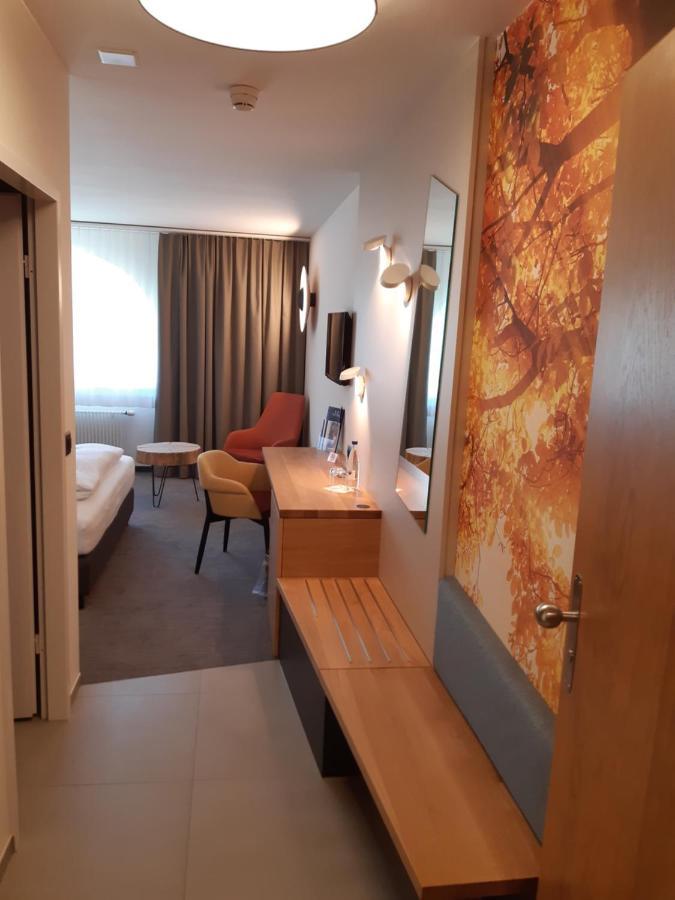 Hotel Urs Und Viktor Bettlach Ngoại thất bức ảnh